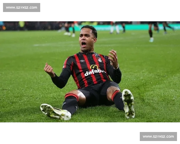 从安菲尔德败北到英超第二：伯恩茅斯 8 轮不败逆袭记